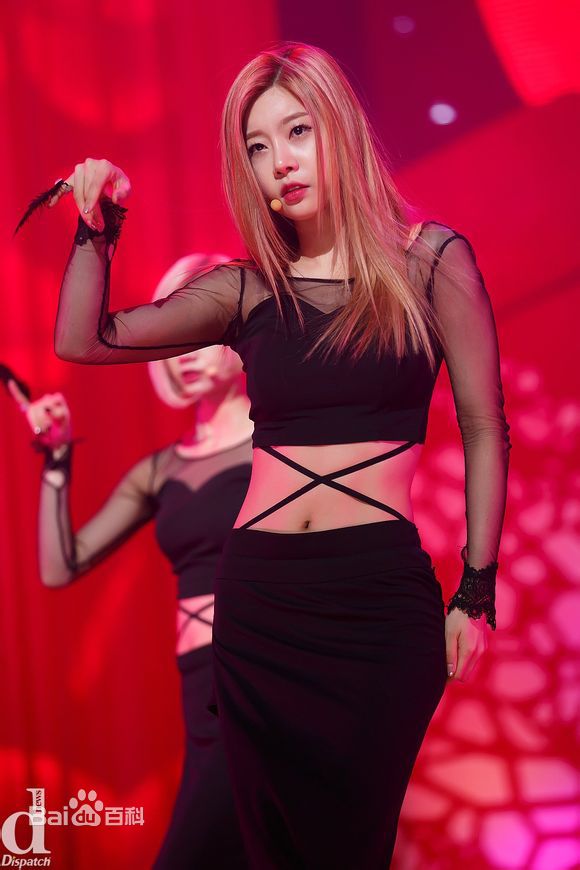 朴素珍()Something舞台照性感图片图集