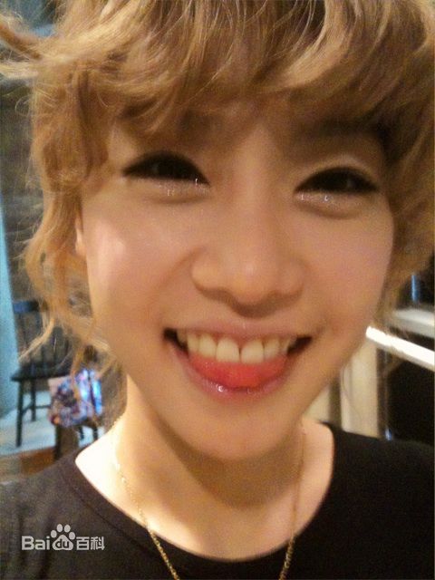 朴素珍()素珍生活照图片图册