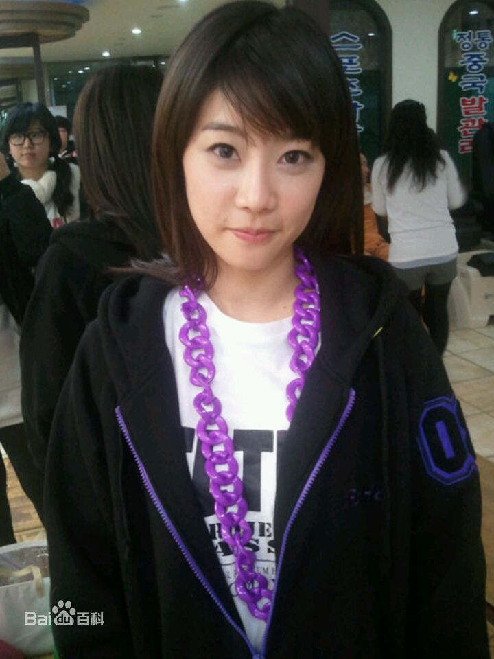 朴素珍()素珍生活照图片图册