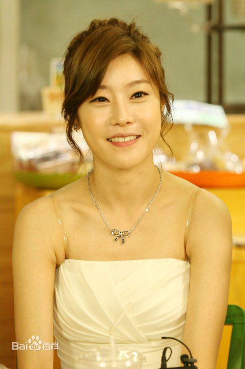 朴素珍()素珍生活照图片图册