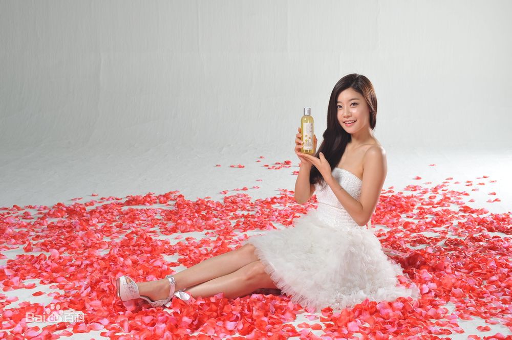 朴素珍()素珍广告代言照图片图册