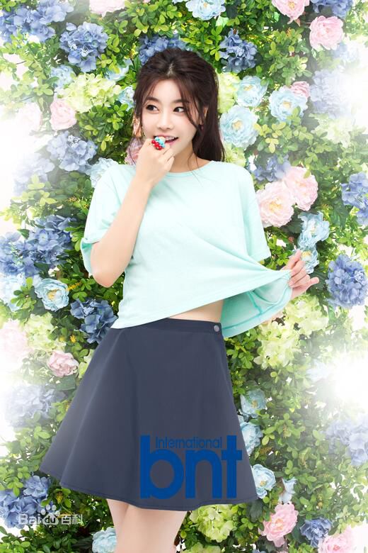 朴素珍()素珍广告代言照图片图册