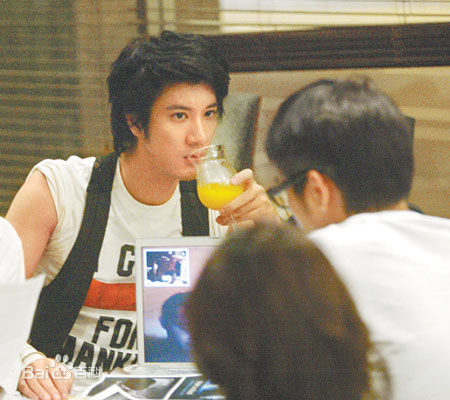 陈镇川最帅经纪人川哥图片图集