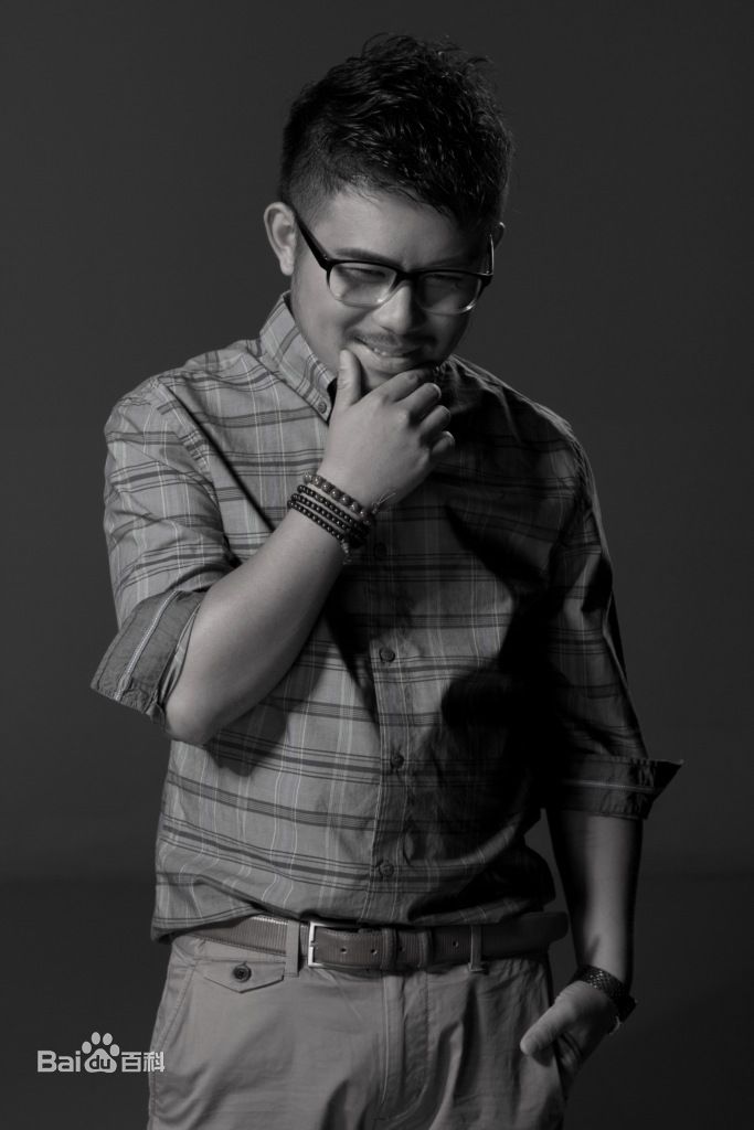 焦洋(Stephen Jiao)导演前后照片