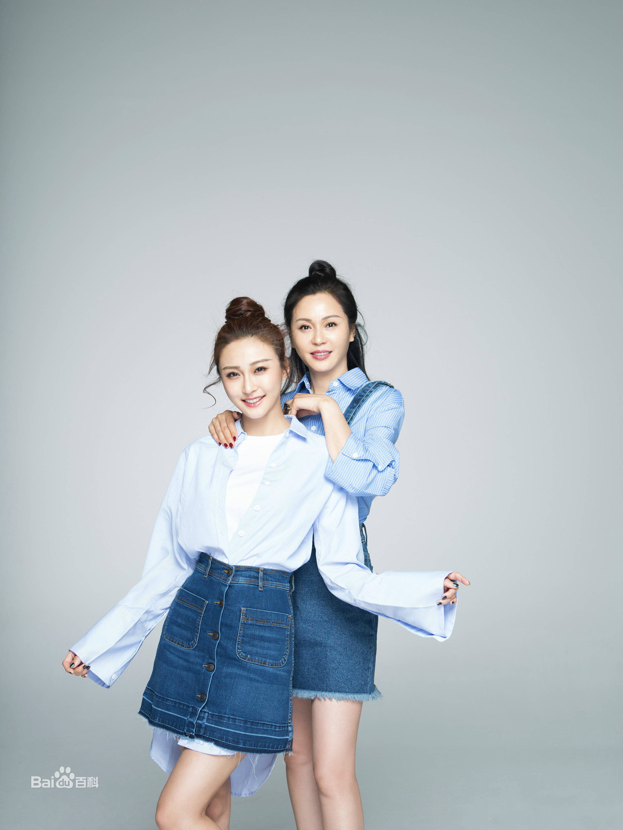 陈冰(Chen Bing)家人合照性感图片图集