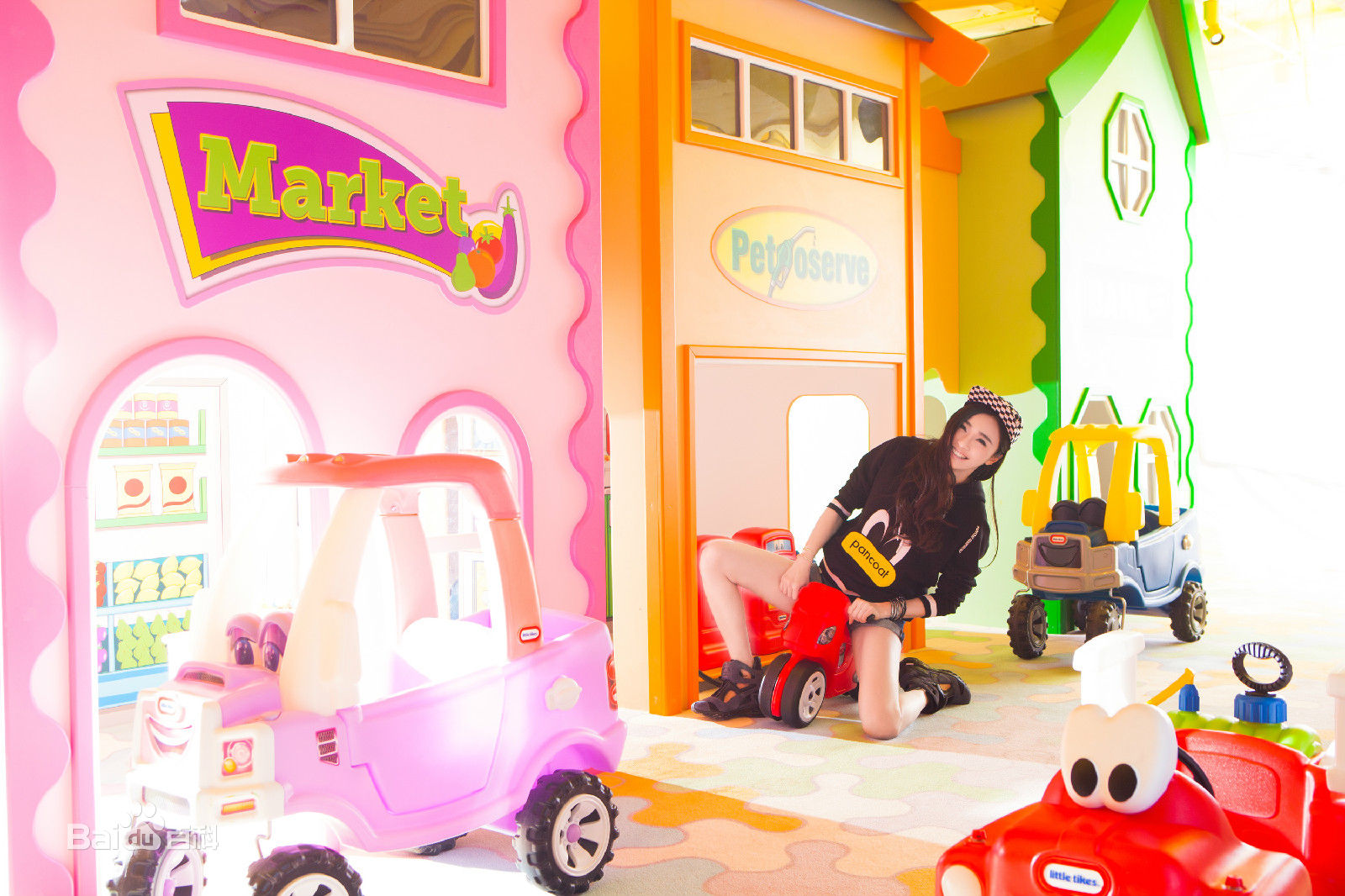 陈冰(Chen Bing)绅peerage生活照