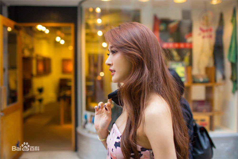 陈冰(Chen Bing)嘉人marieclaire素颜照相册