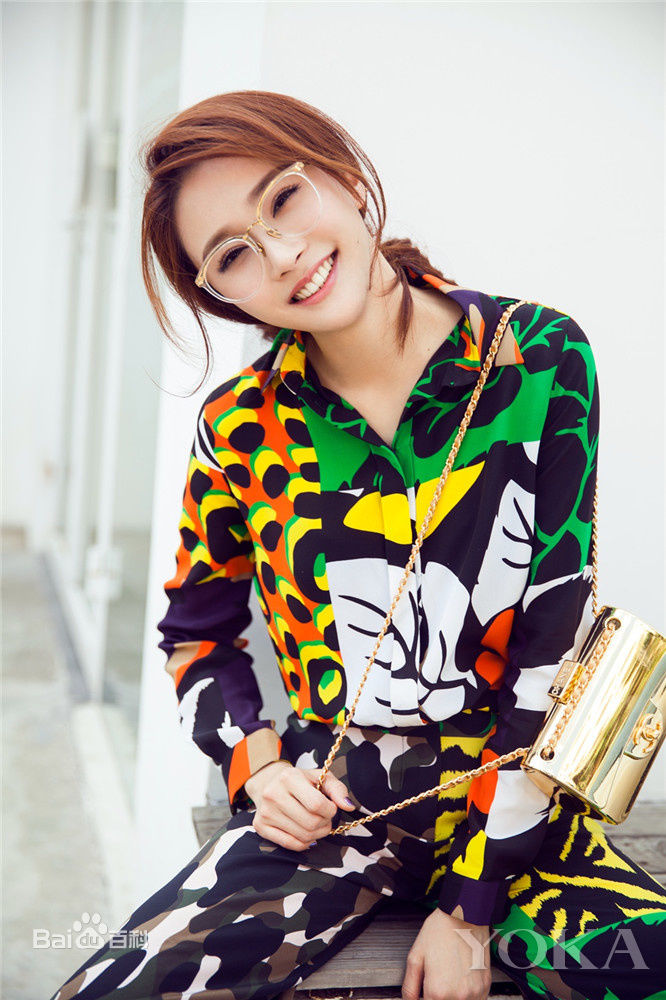 陈冰(Chen Bing)嘉人marieclaire素颜照相册