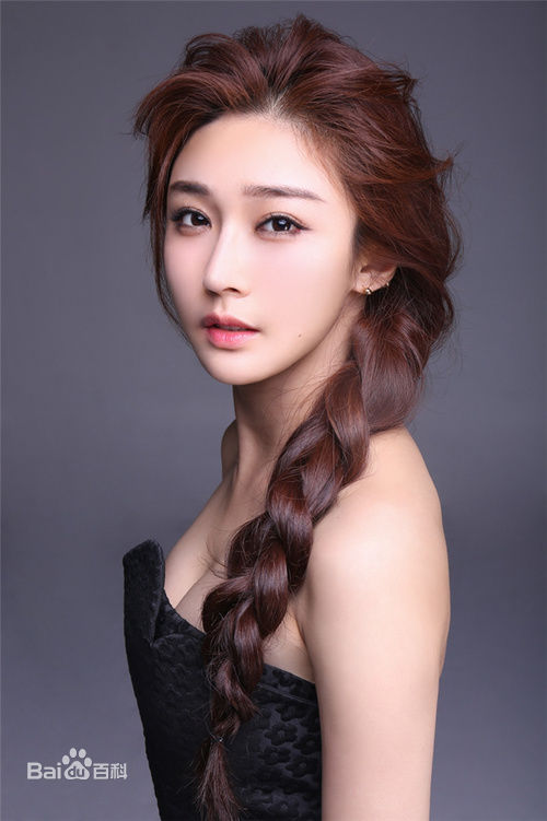 陈冰(Chen Bing)宣传照壁纸壁纸