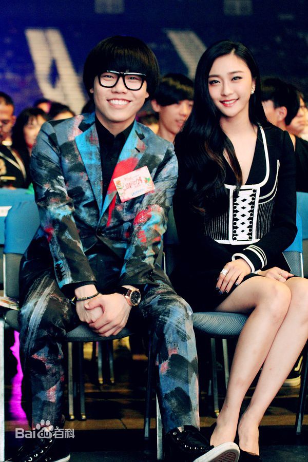 陈冰(Chen Bing)香港新城国语力“优秀演绎奖金奖”性感图片图集