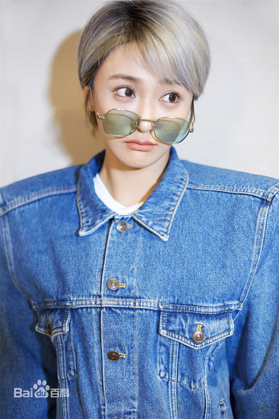 陈冰(Chen Bing)广告拍摄壁纸壁纸