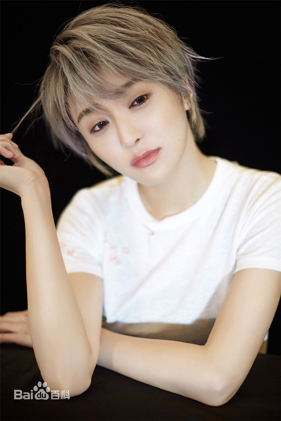 陈冰(Chen Bing)广告拍摄壁纸壁纸