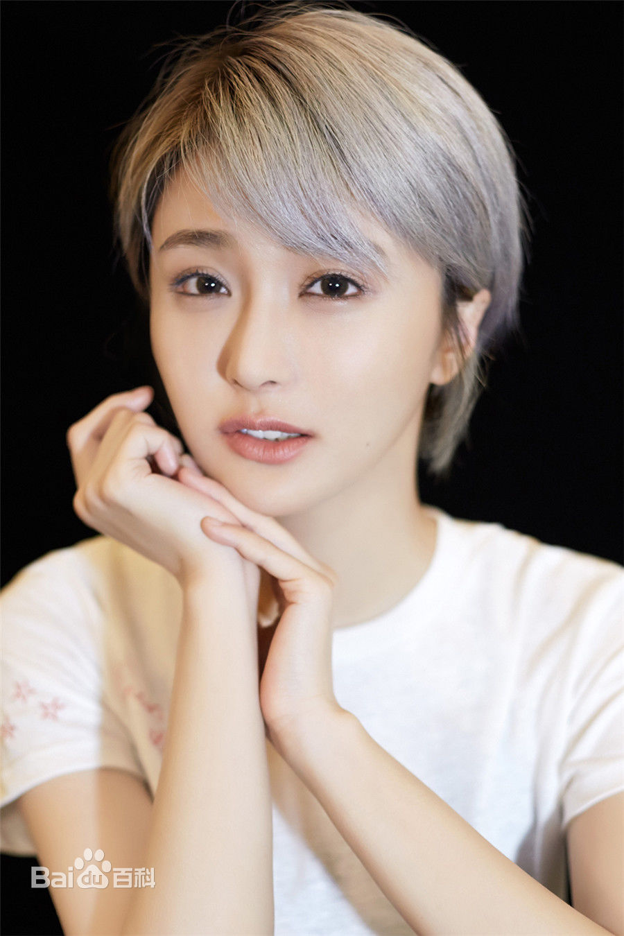 陈冰(Chen Bing)广告拍摄壁纸壁纸