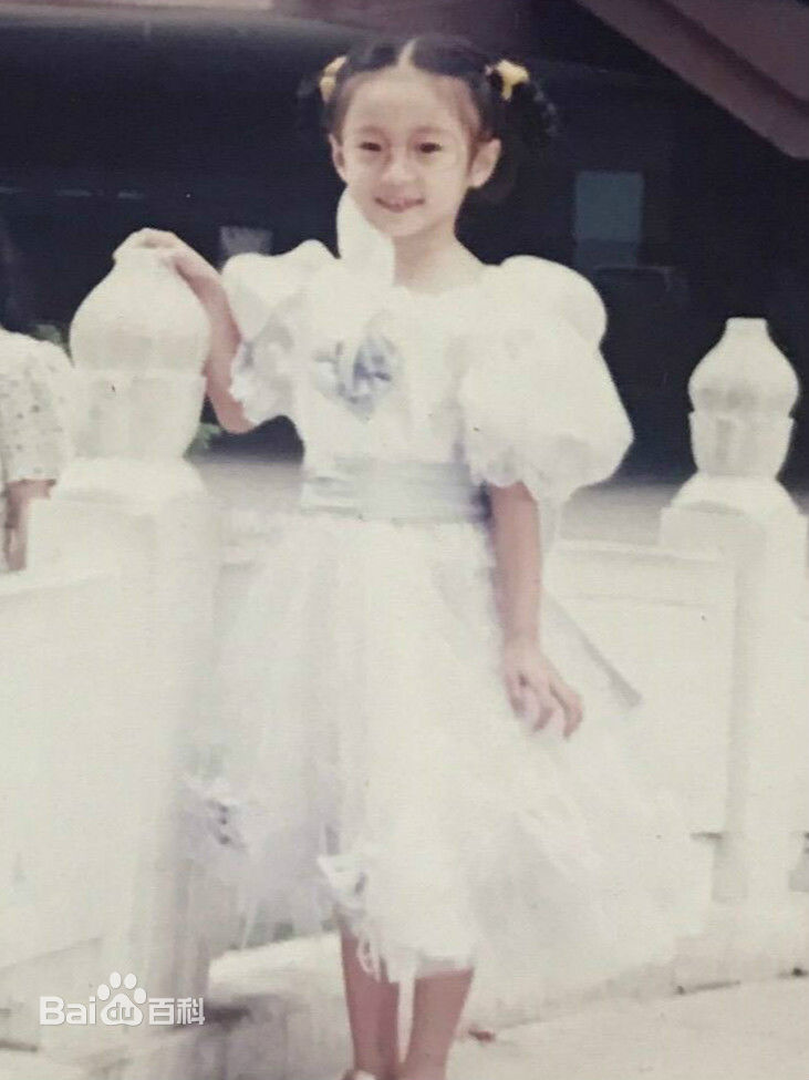 陈冰(Chen Bing)童年时光壁纸壁纸