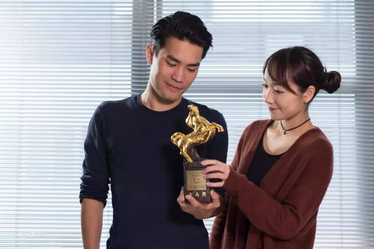 黄进(Chun Wong)个人获奖照前后照片