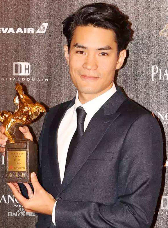 黄进(Chun Wong)前后照片