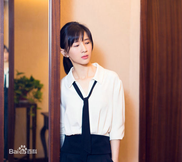 姜逸磊papi酱参与优酷盛典生活照相册