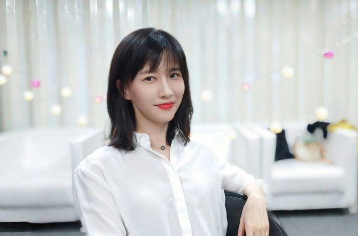 最优质姜逸磊生活照