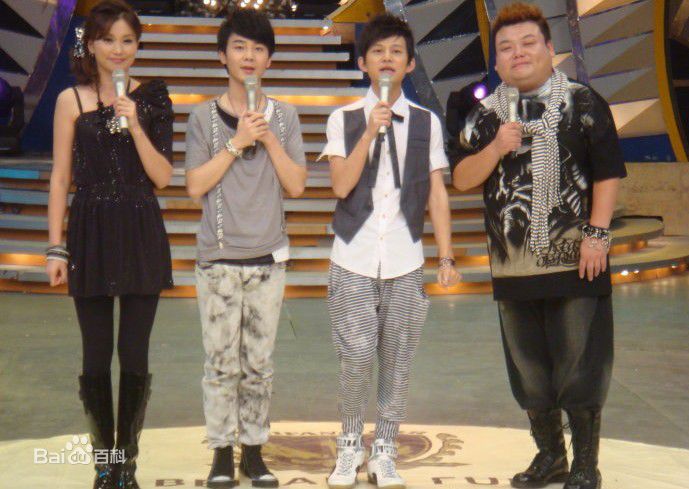 沈凌主持节目（2010-2011年）前后照片