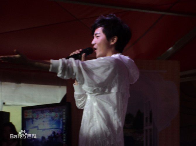 高清沈凌在2010专辑《我的幸福》西安签唱会中的图集