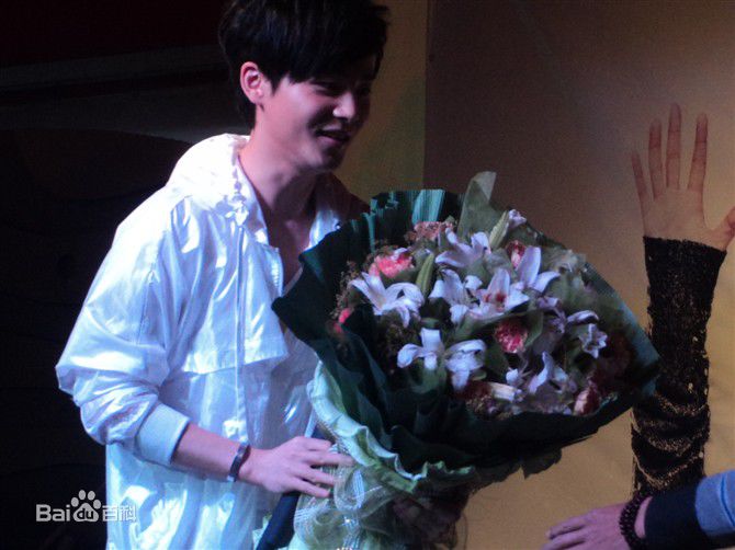 高清沈凌在2010专辑《我的幸福》西安签唱会中的图集