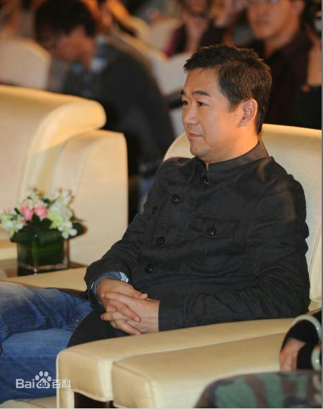 屠洪刚演唱会发布会生活照