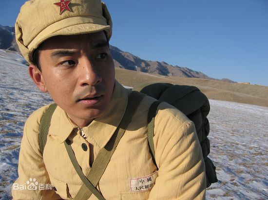 孙岩的各种着装照图片图册