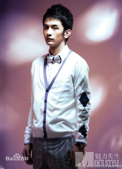 康恩赫在《魅力先生》（2010年8月刊）中的