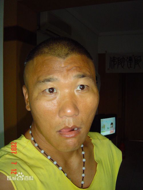 胡龙吟演员生活照相册