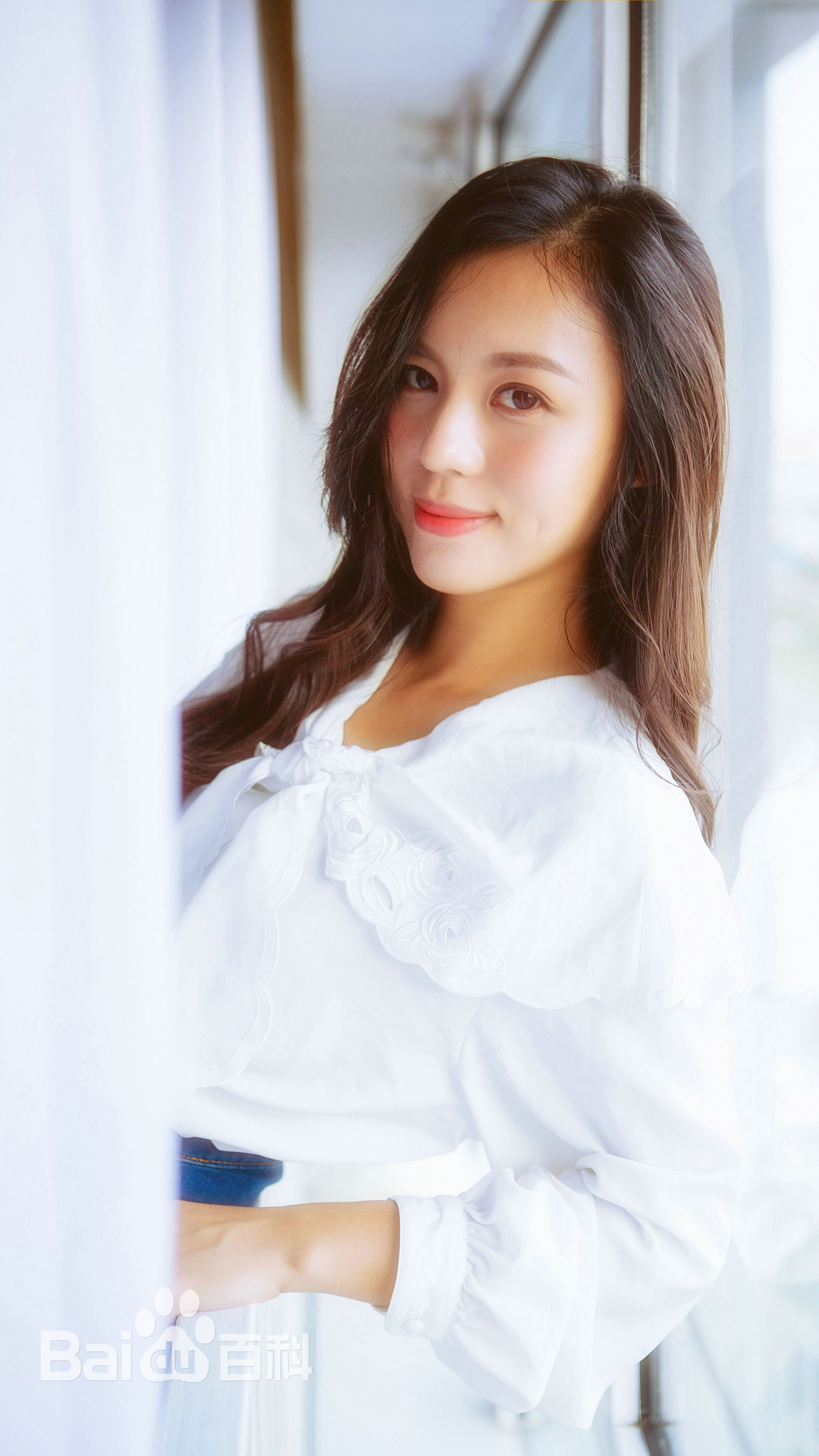 熊梓菱(Xiong Ziling)最优质文艺相册