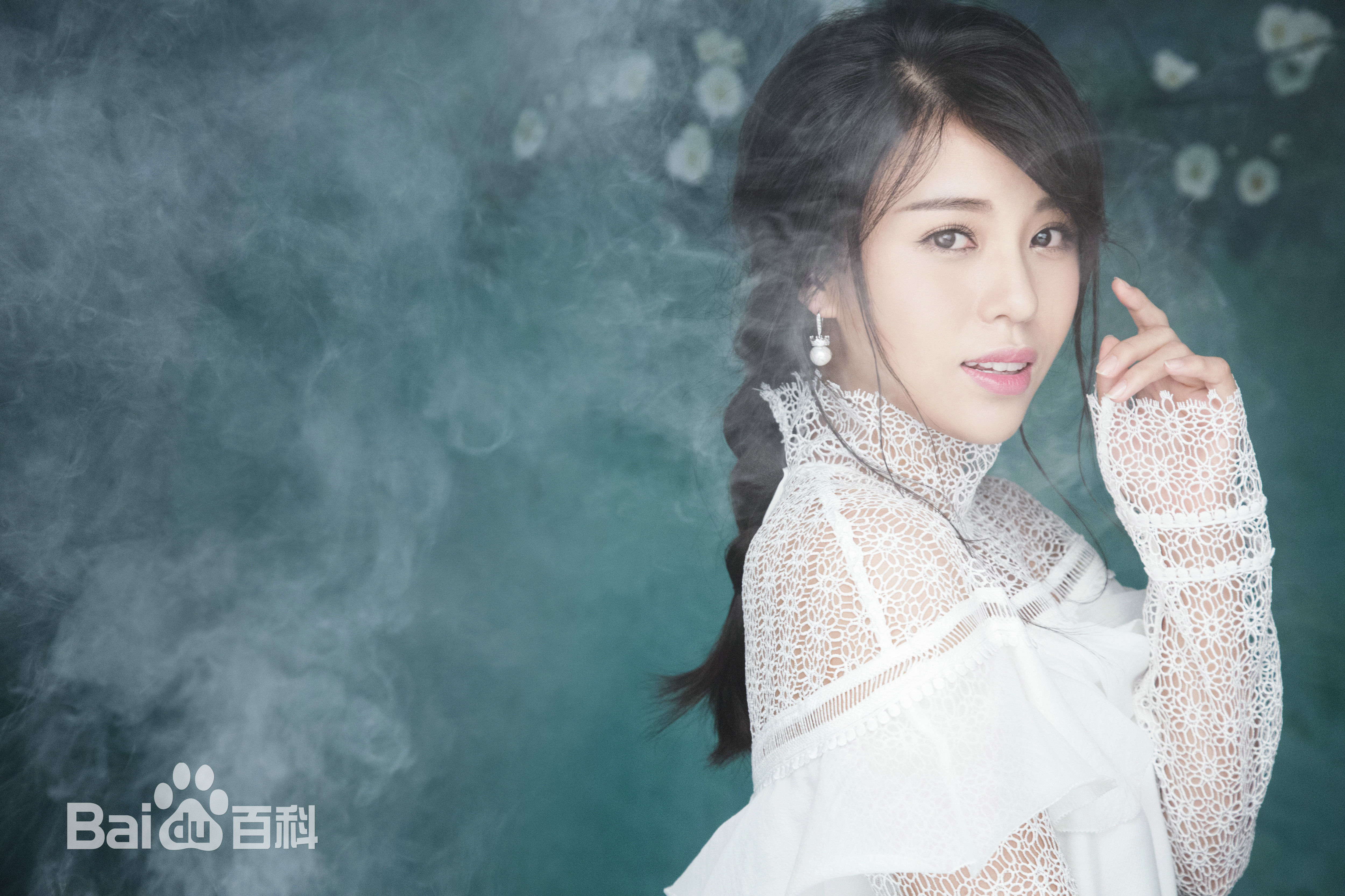 熊梓菱(Xiong Ziling)最优质文艺相册