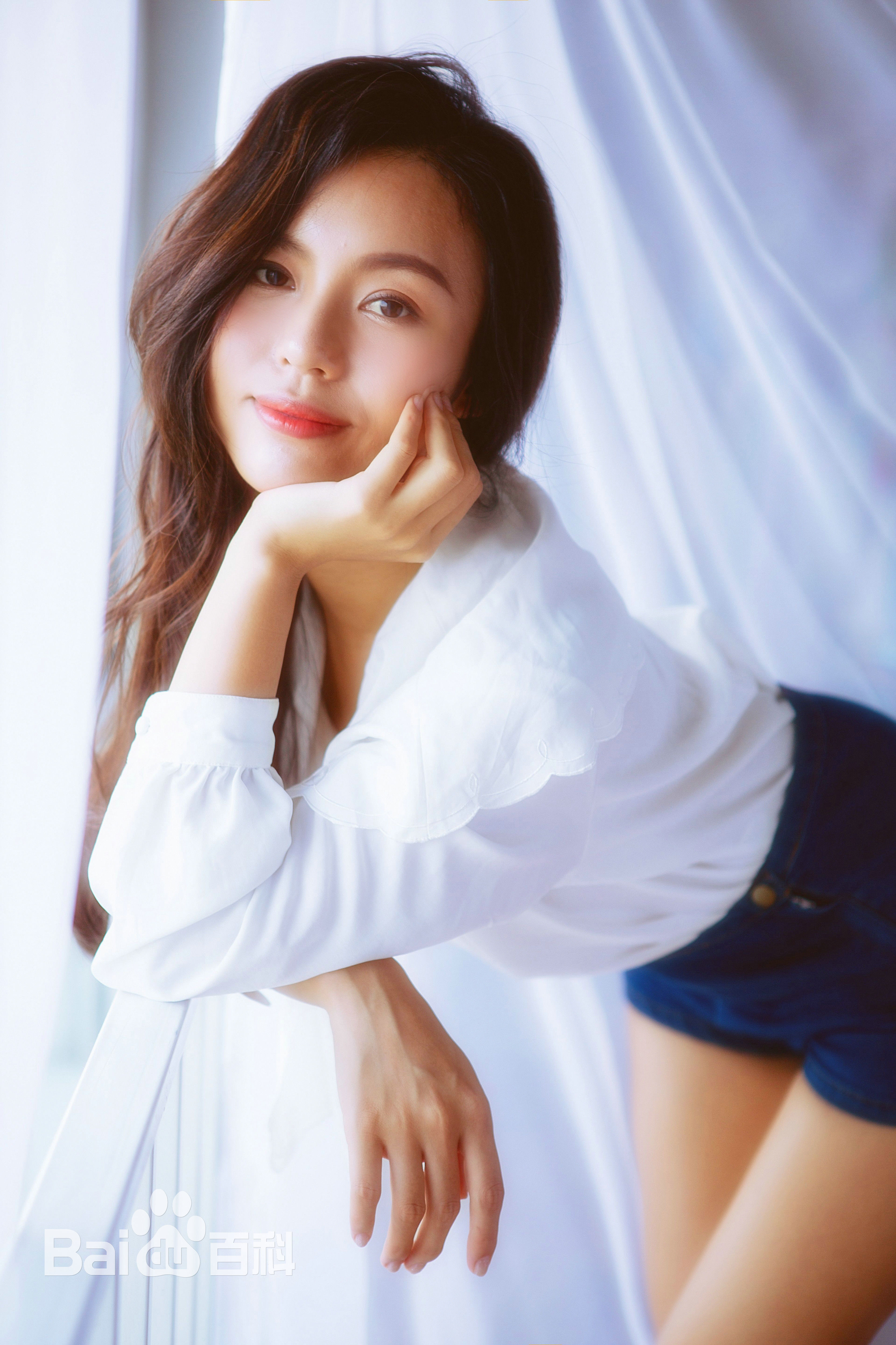 熊梓菱(Xiong Ziling)最优质文艺相册