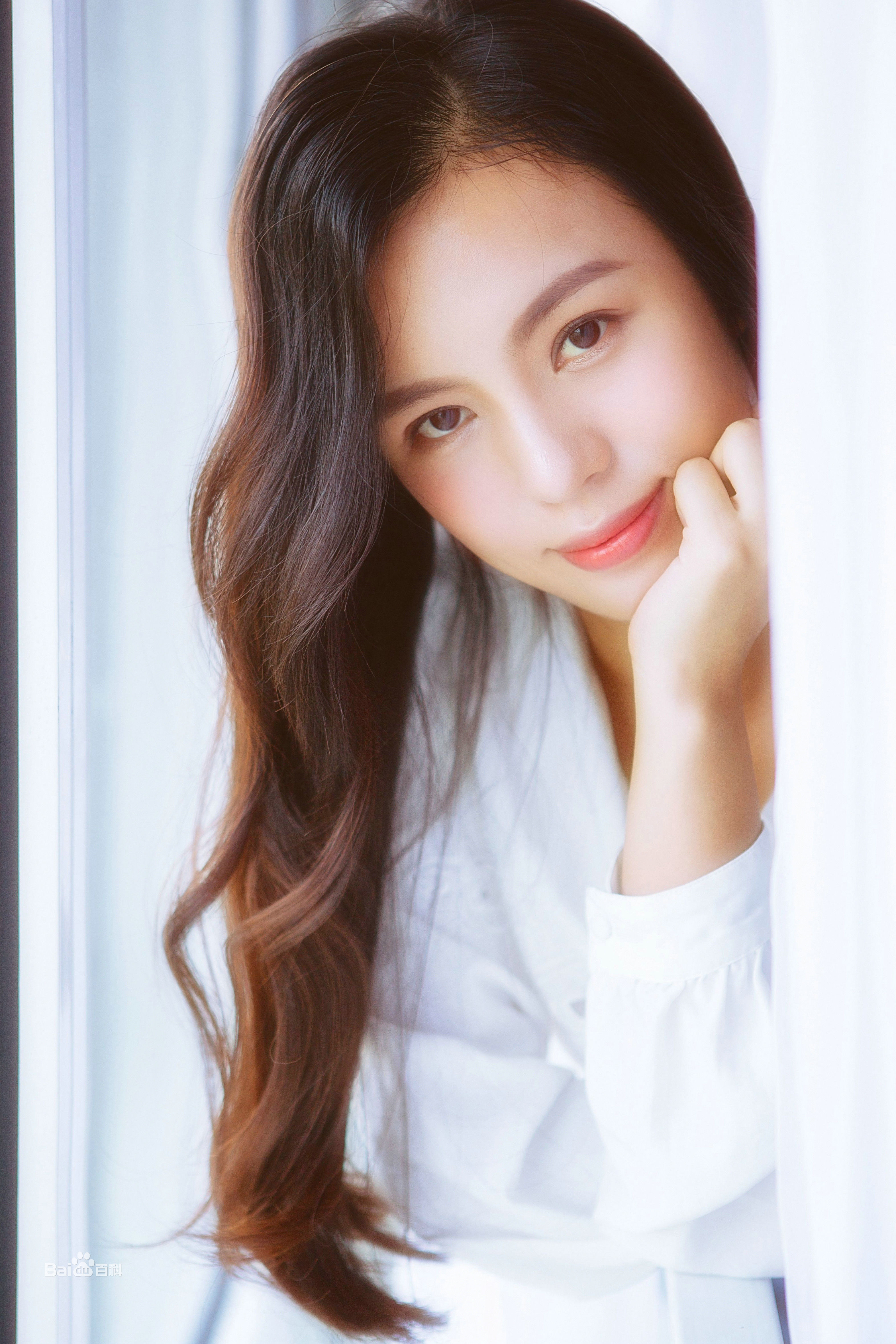 熊梓菱(Xiong Ziling)最优质文艺相册