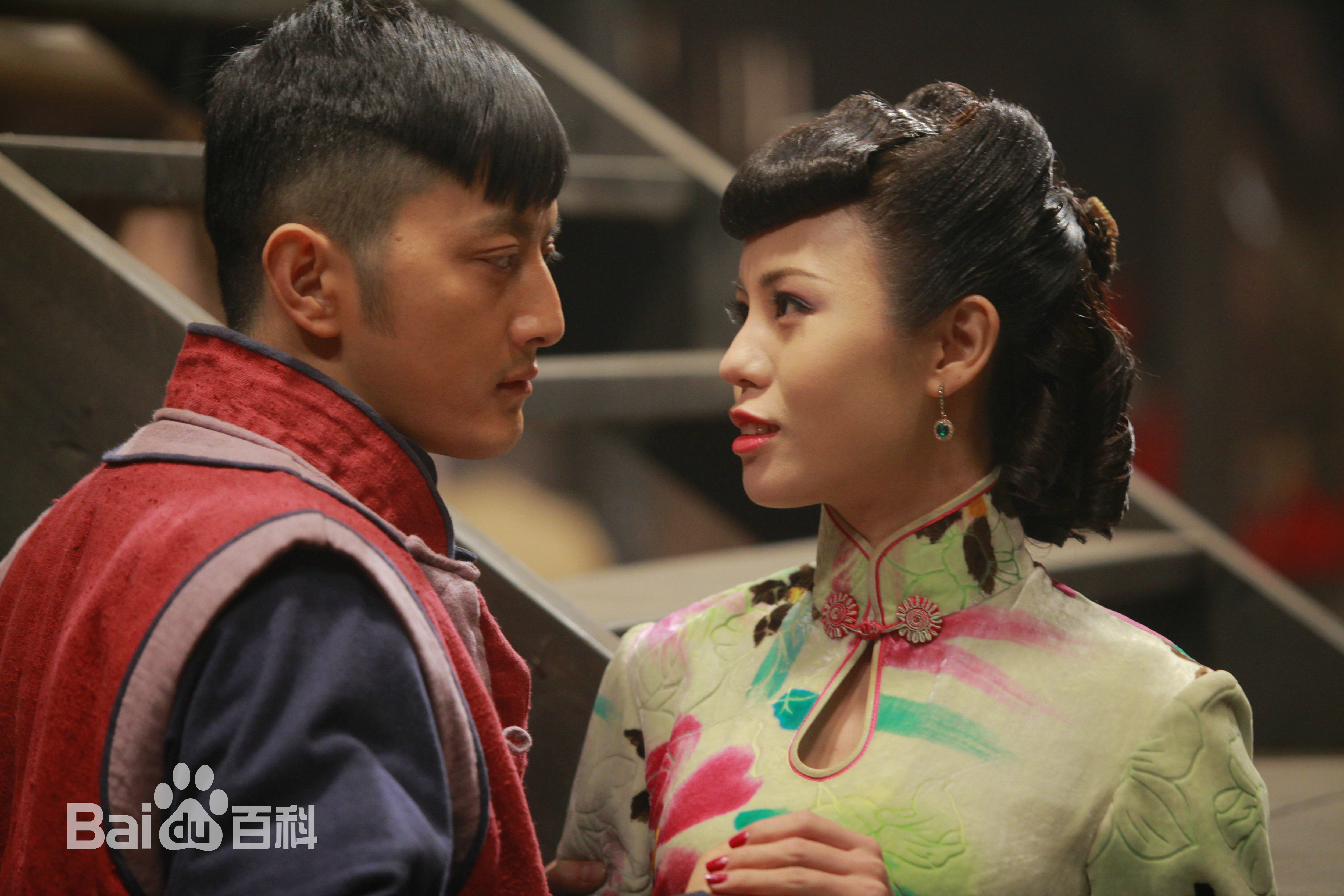 熊梓菱(Xiong Ziling)《我的爱情撞上了战争》最新剧照