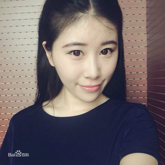 贺淑婧生活照壁纸壁纸