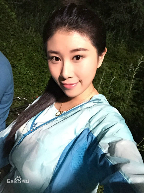 贺淑婧生活照壁纸壁纸