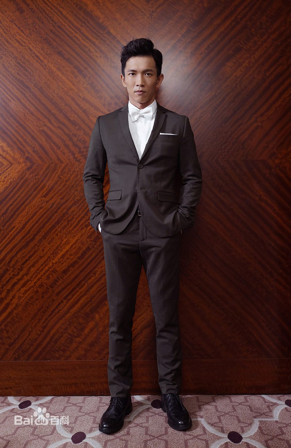 黃尚禾第20届上海国际电影节闭幕式性感图片图集