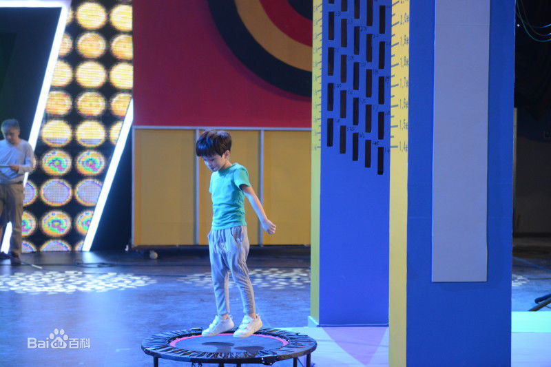 石悦安鑫(Anson)同桌向前冲性感图片壁纸