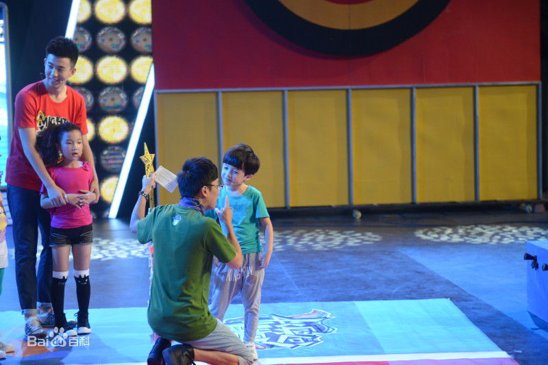 石悦安鑫(Anson)同桌向前冲性感图片壁纸