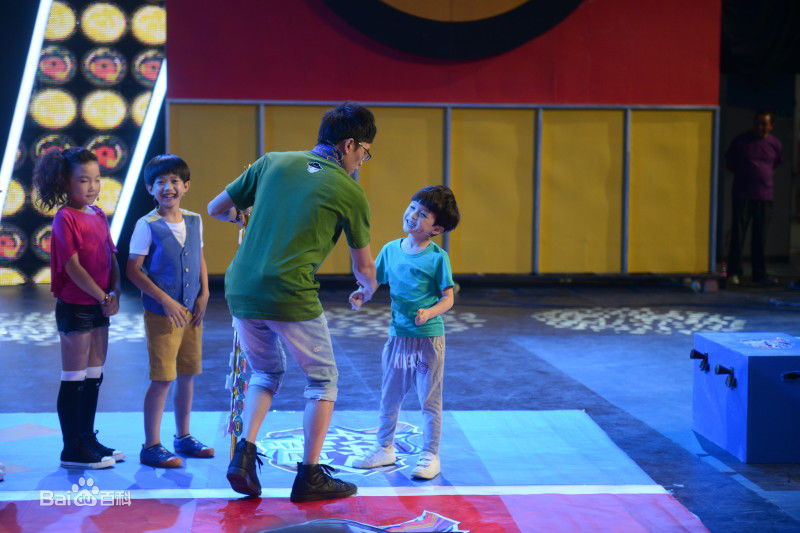 石悦安鑫(Anson)同桌向前冲性感图片壁纸