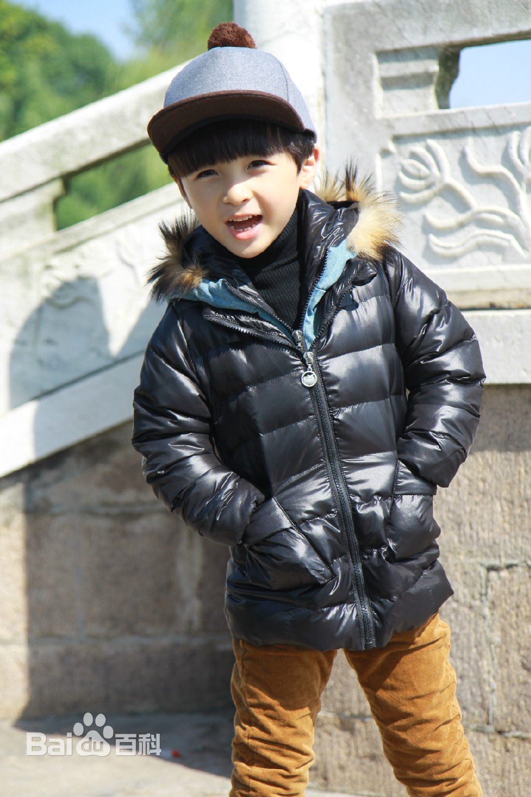 石悦安鑫(Anson)童装代言图册