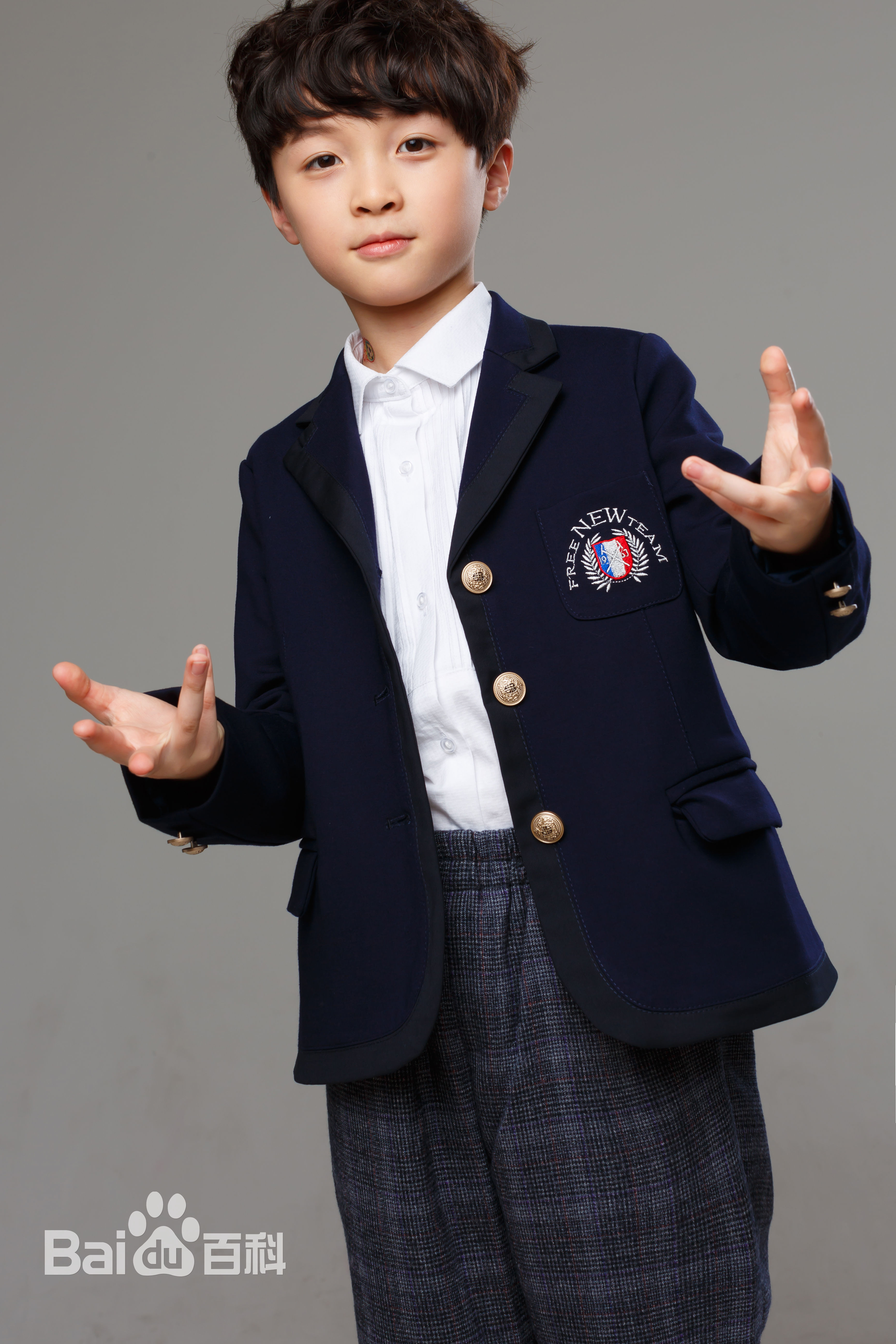 最新石悦安鑫(Anson)壁纸