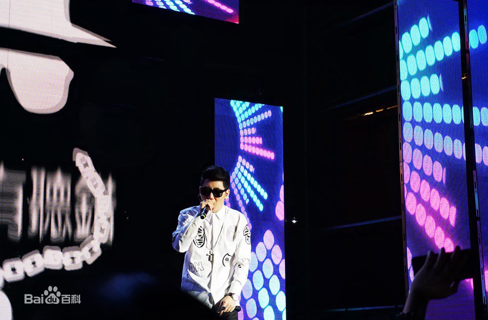 张惠春(Saya Chang)一张王牌厦门演唱会生活照相册