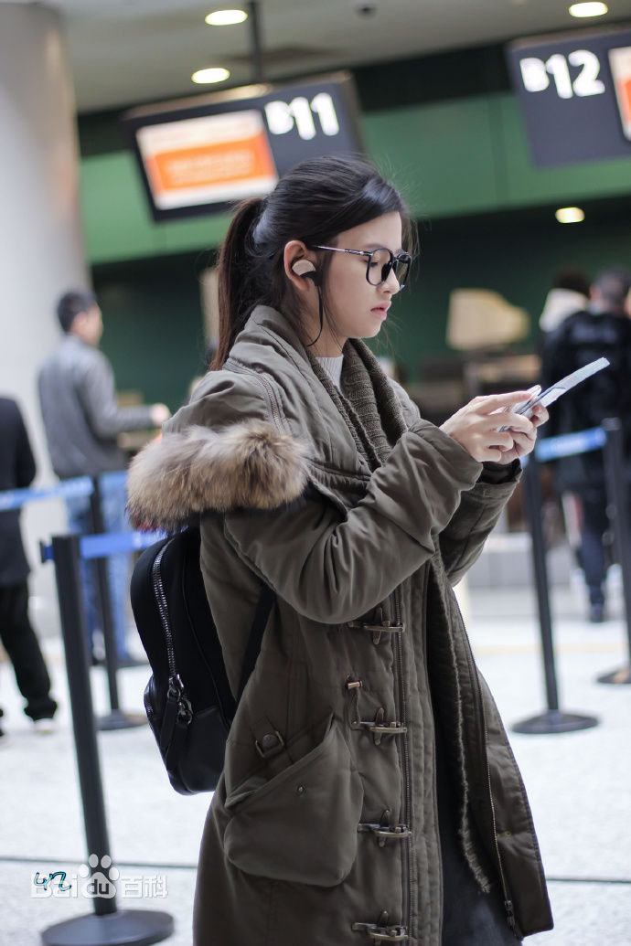 林思意(Sissi)机场接送机前后照片