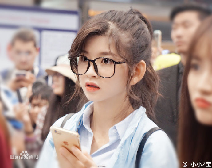 林思意(Sissi)机场接送机前后照片