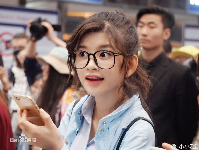 林思意(Sissi)机场接送机前后照片