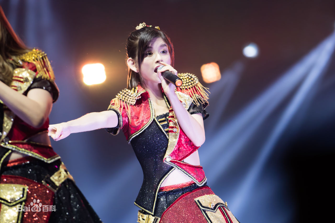 最新林思意(Sissi)在《比翼齐飞》第三届总选举20160730中的壁纸