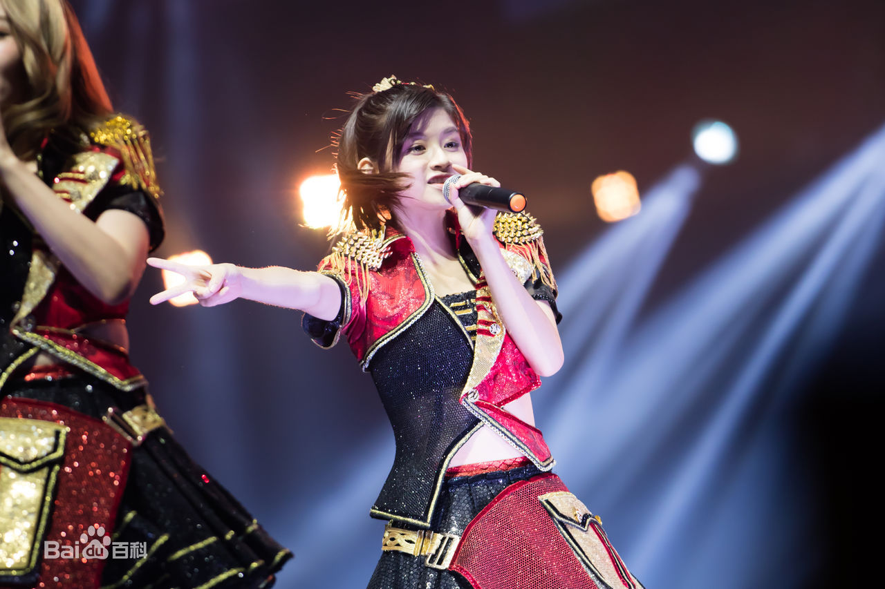 最新林思意(Sissi)在《比翼齐飞》第三届总选举20160730中的壁纸