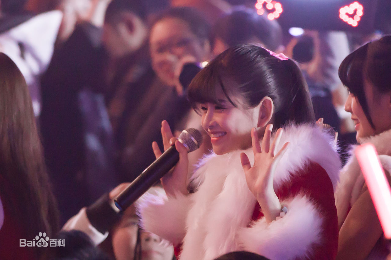 林思意(Sissi)2016第二届REQUEST TIME 30 演唱会性感图片图集