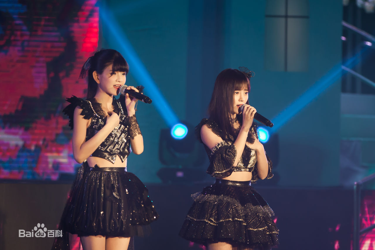 林思意(Sissi)2016第二届REQUEST TIME 30 演唱会性感图片图集